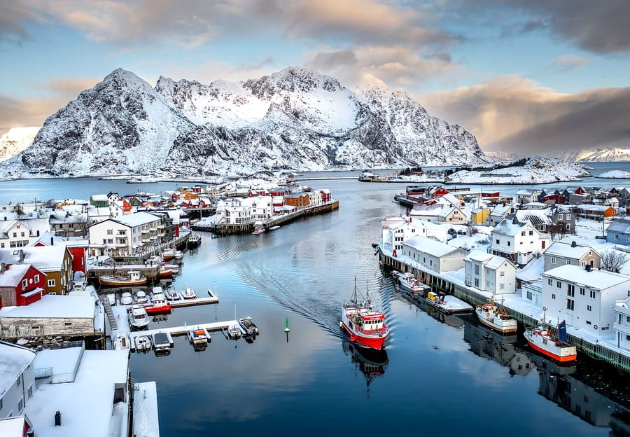 Henningsvær