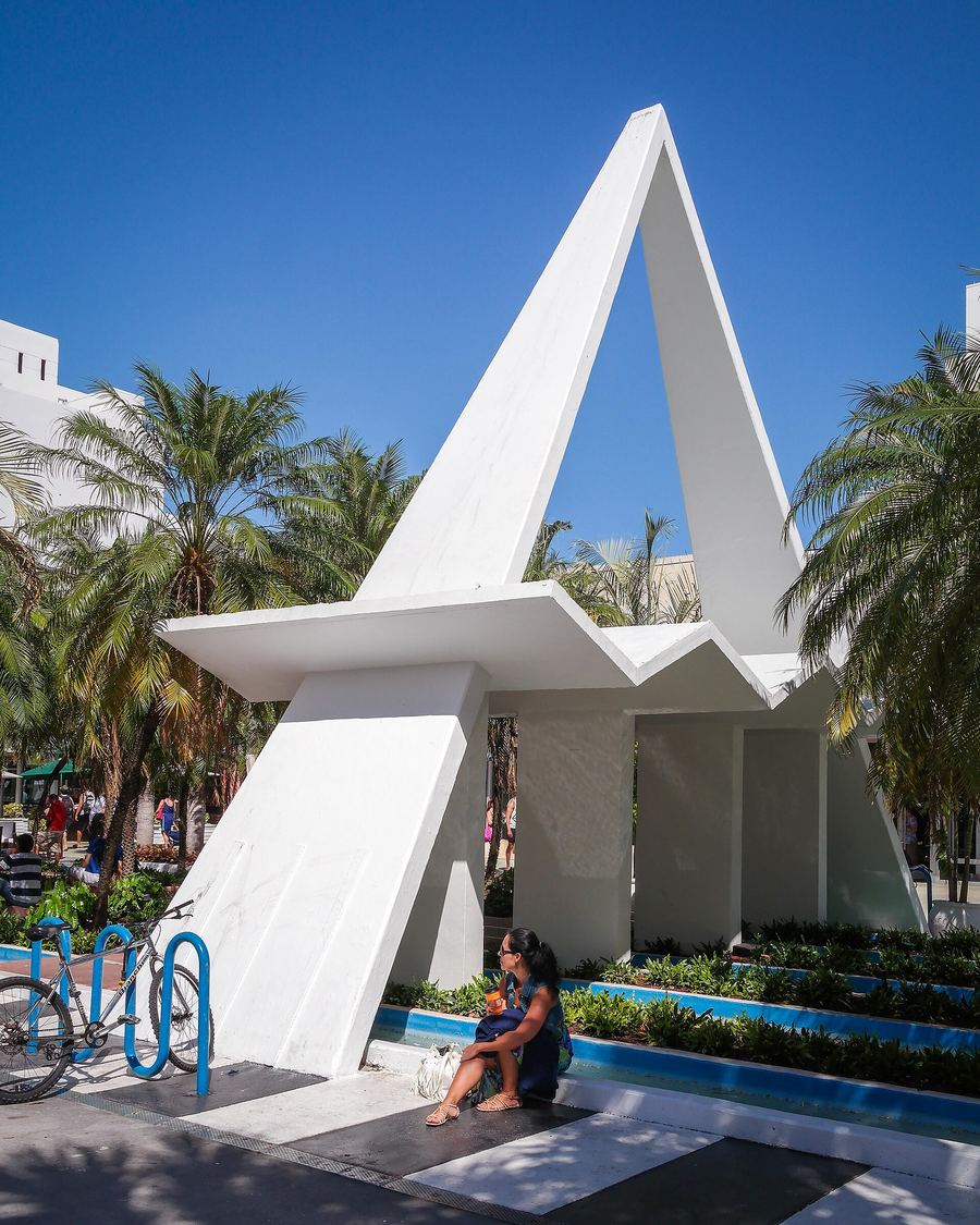 Lincoln Road Mall