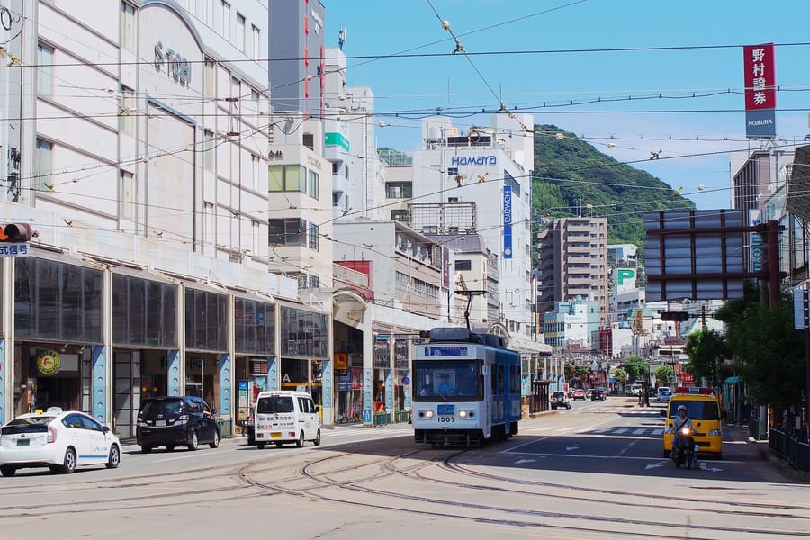 Hamamachi & Meganebashi