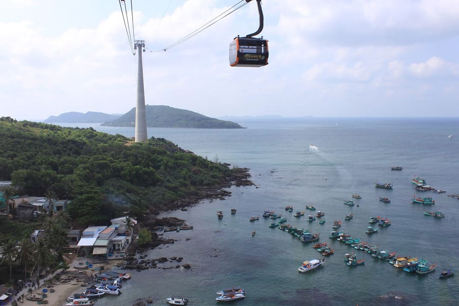 Hon Thom Cable Car