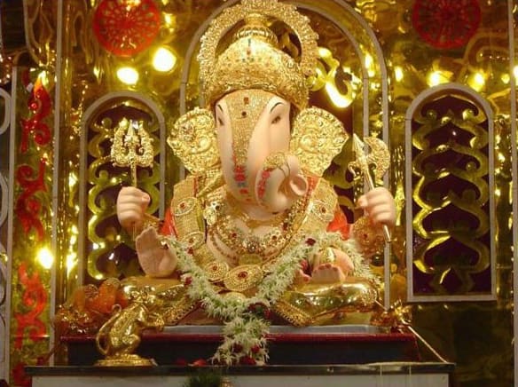 Shrimant Dagadusheth Temple
