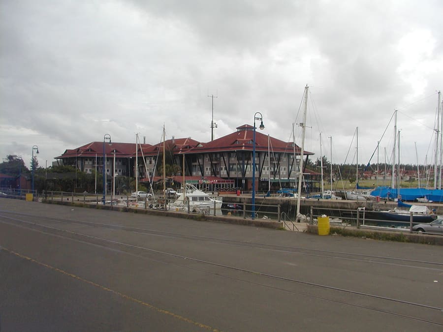 Tuzi Gazi Waterfront