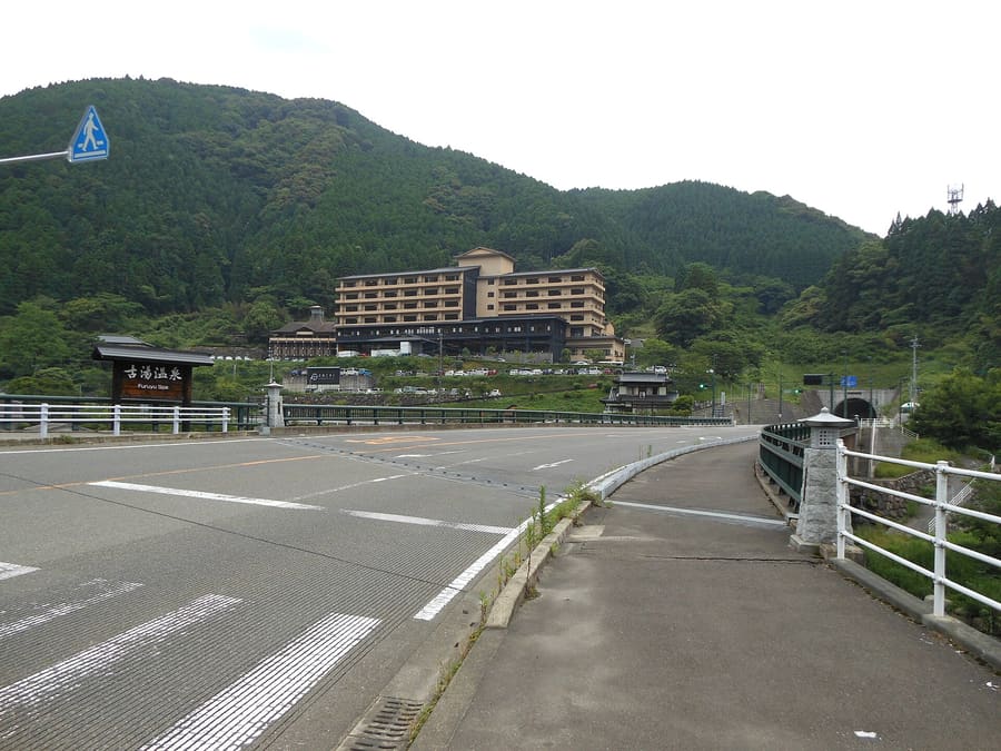 Furuyu Onsen