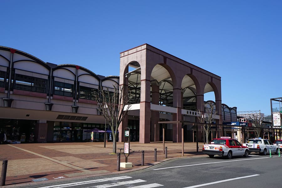 Station & Port