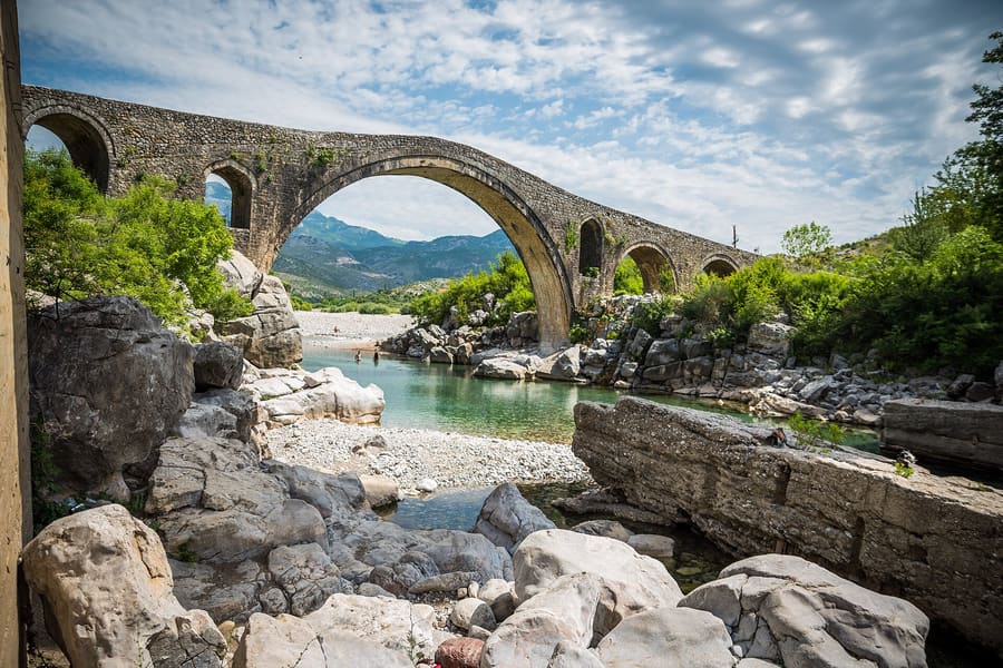 Mesi Bridge