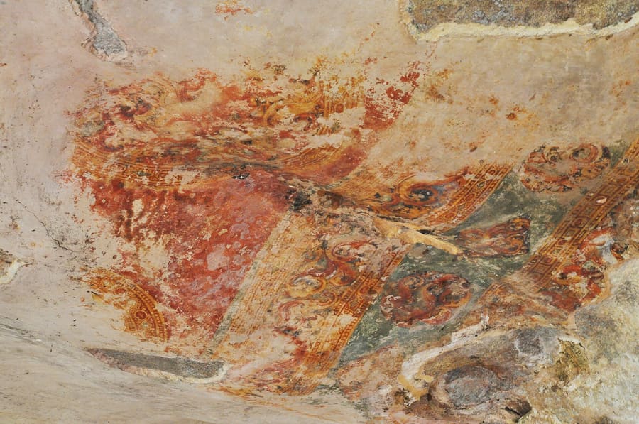 Cobra Hood Cave