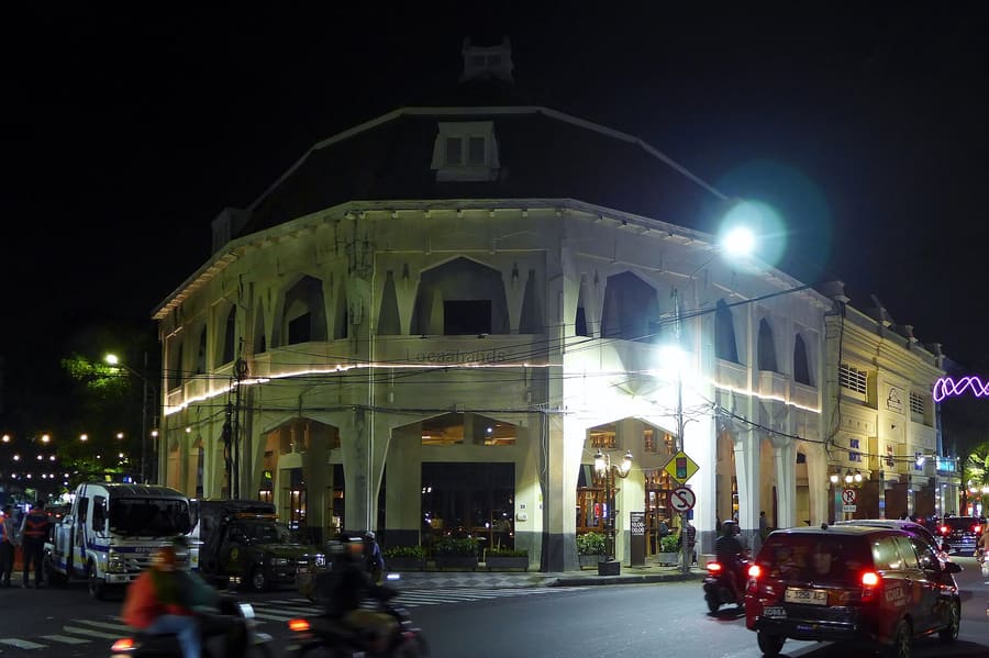 Jalan Tunjungan