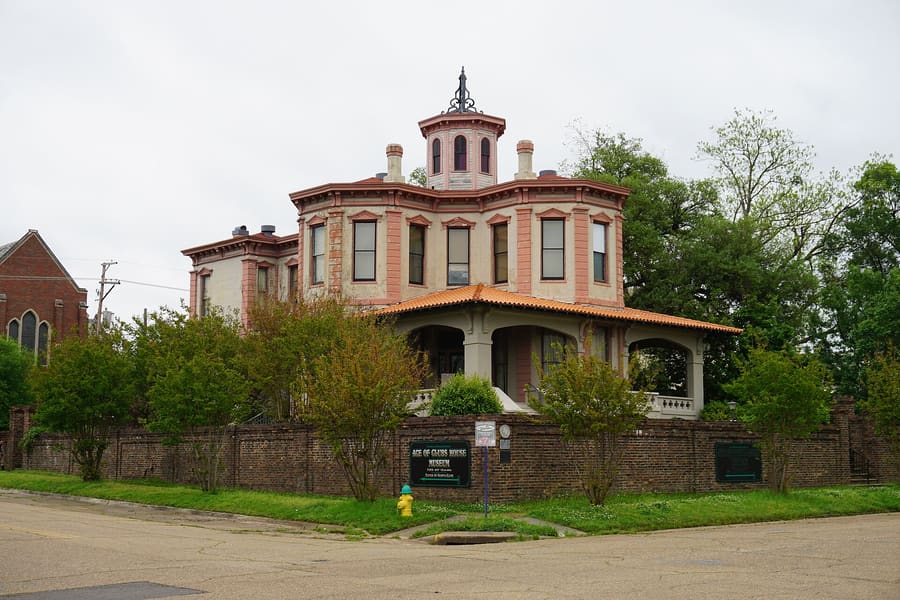 Ace of Clubs House
