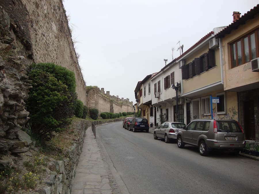 Ano Poli