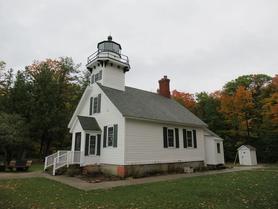 Mission Point Light