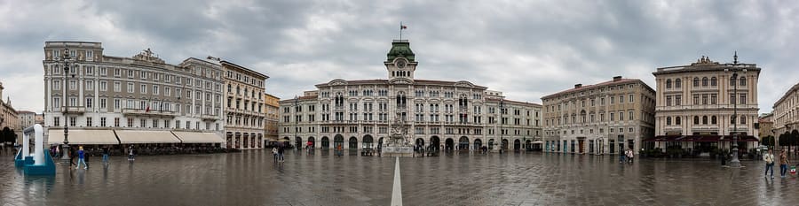 Piazza Unità d'Italia