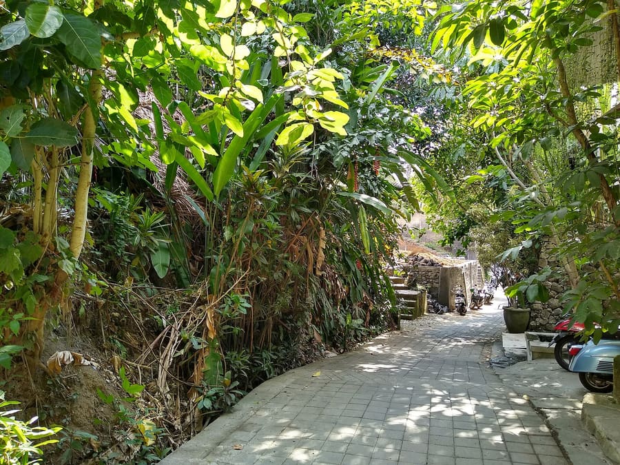 Penestanan