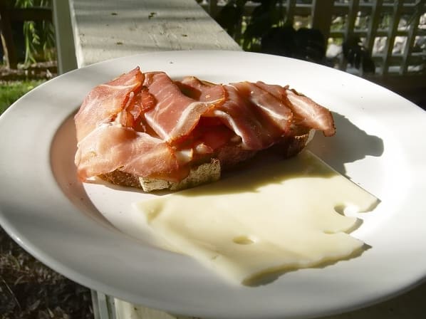 Sauerland Potthucke served hot in a traditional gasthof
