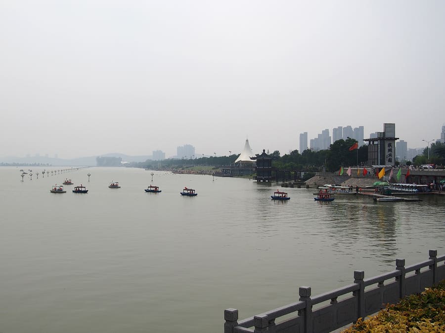 Yunlong Lake