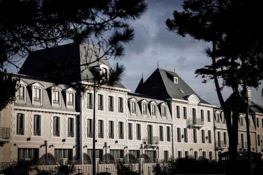 Grand Hotel de Courtoisville