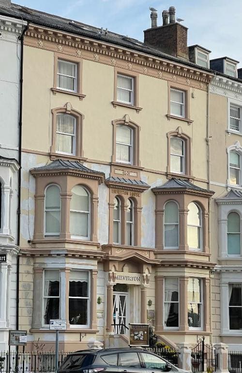Milverton House