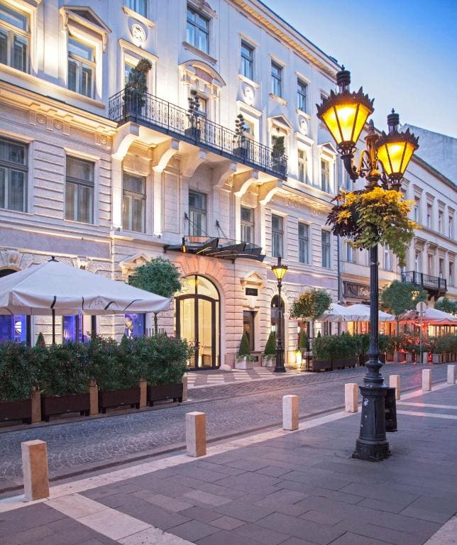 Aria Hotel Budapest by Library Hotel Collection
