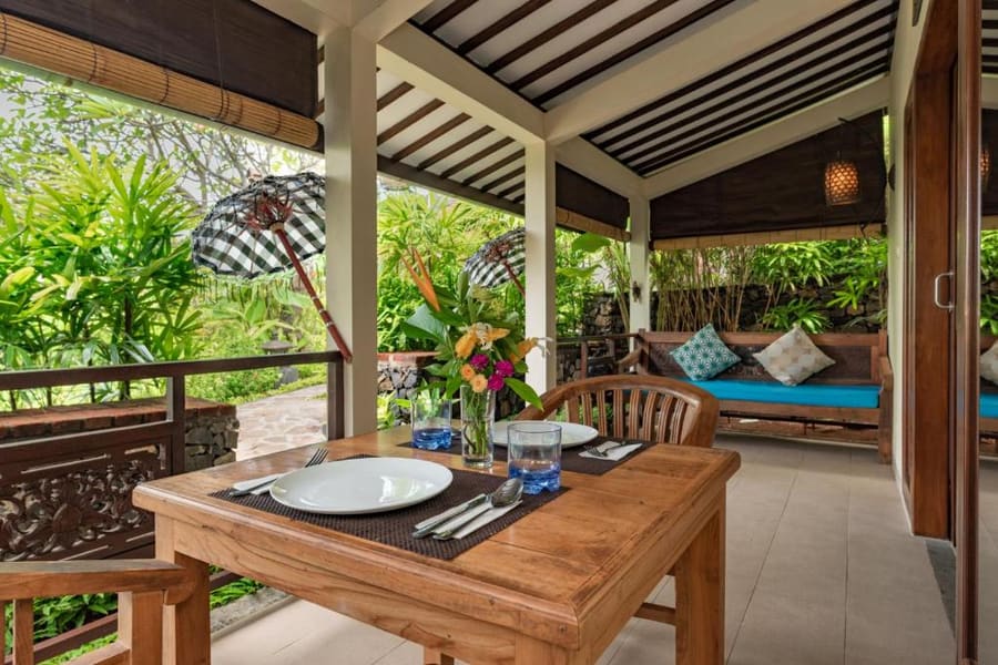 Alamanda Lovina Resort