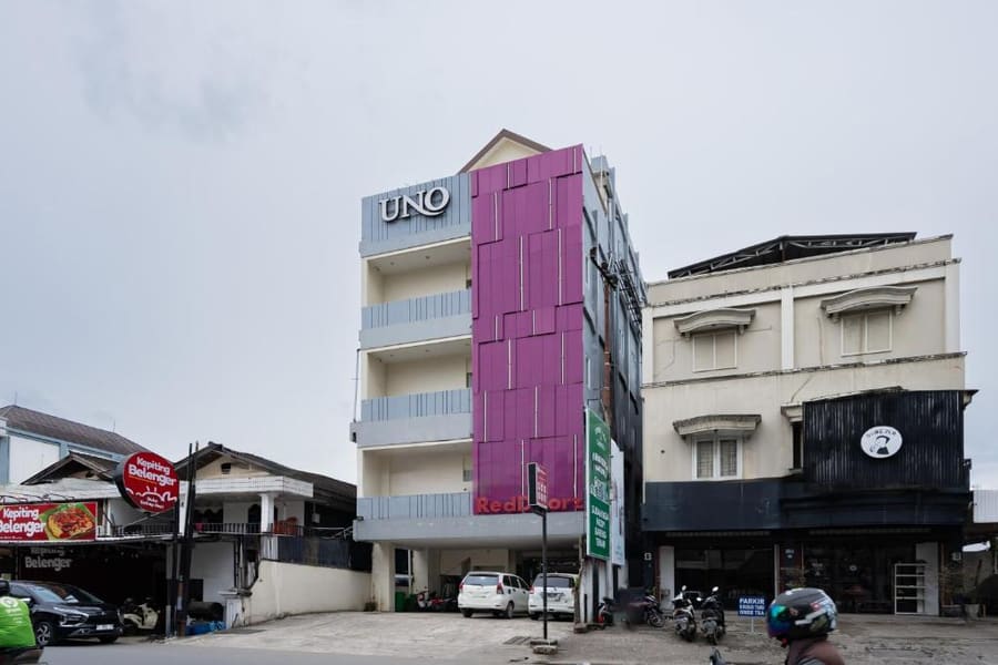 RedDoorz Plus @ UNO Jalan Merak Samarinda
