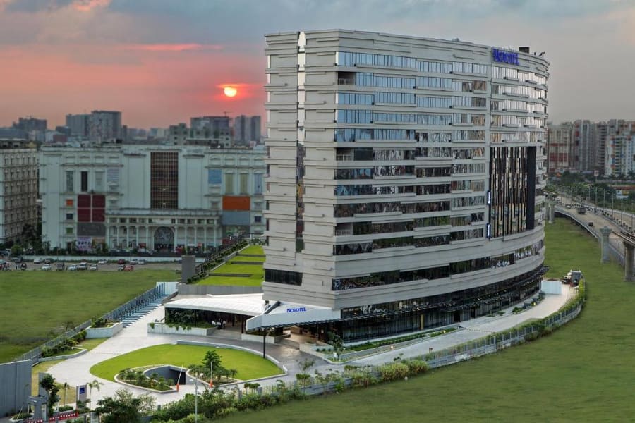 Novotel Kolkata Hotel and Residences