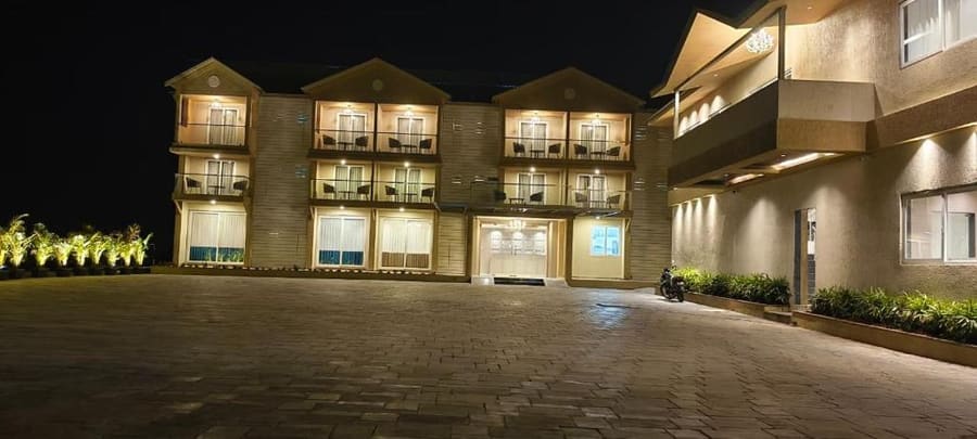 Savyasaachii Hotel, Mahabaleshwar - Pure Veg
