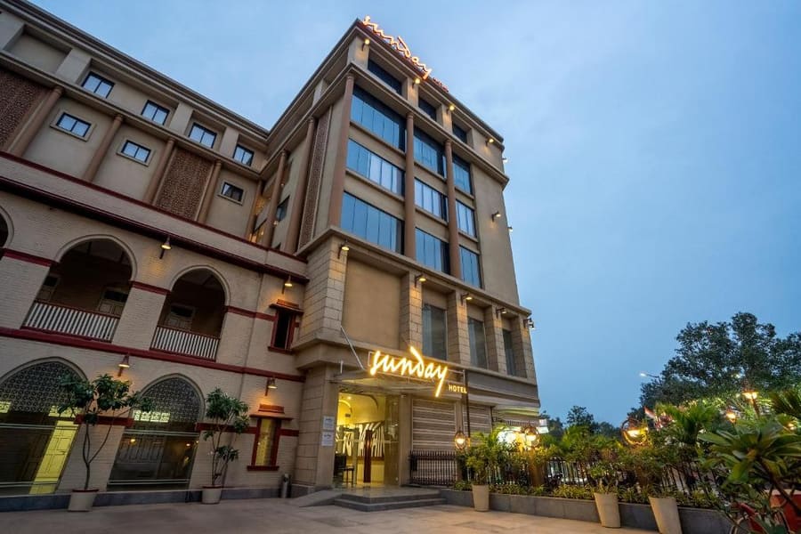 Sunday Hotel by CheckIn Vadodara