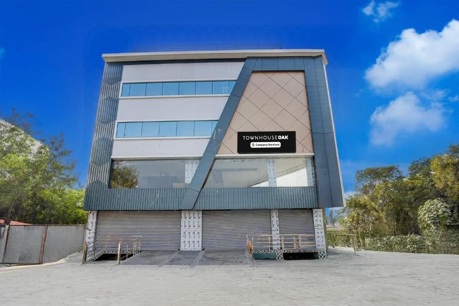 Super Townhouse Oak Panki