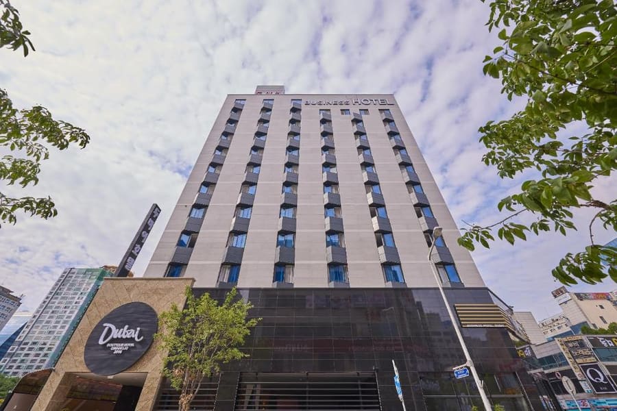 Dubai Hotel