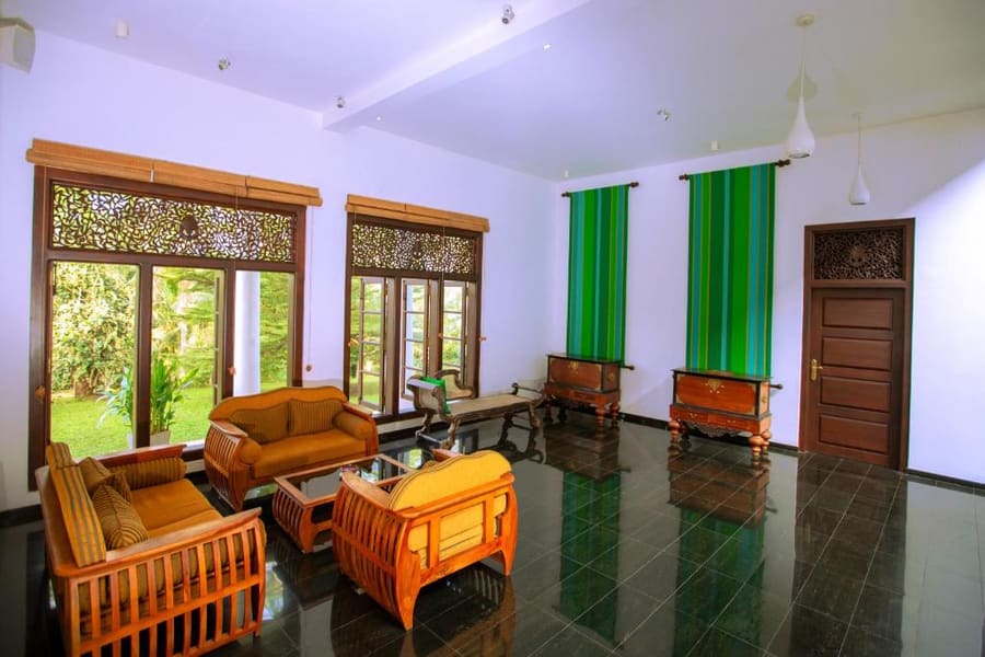 Niyagama House
