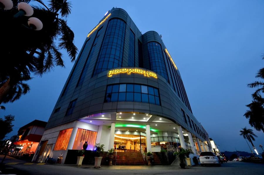 Emerald Puteri Hotel
