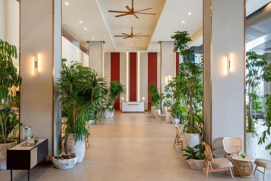 Swiss-Grand Beach Resort Kuantan - Newly Upgraded 5-Star
