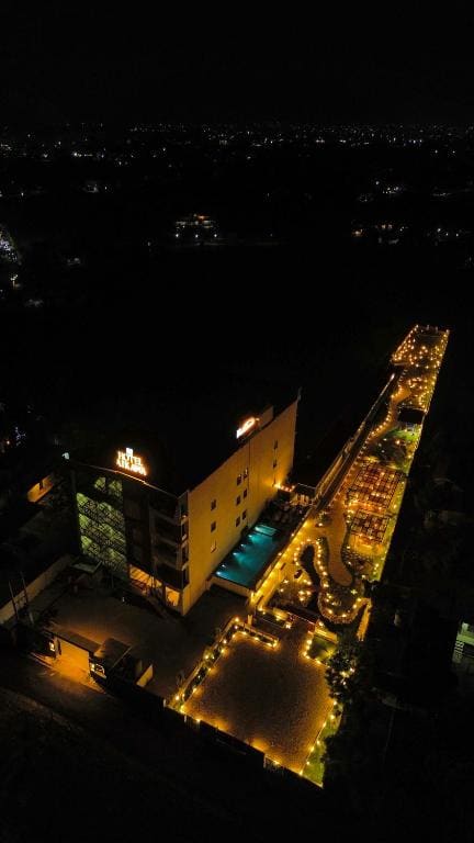 Hotel Aikawa