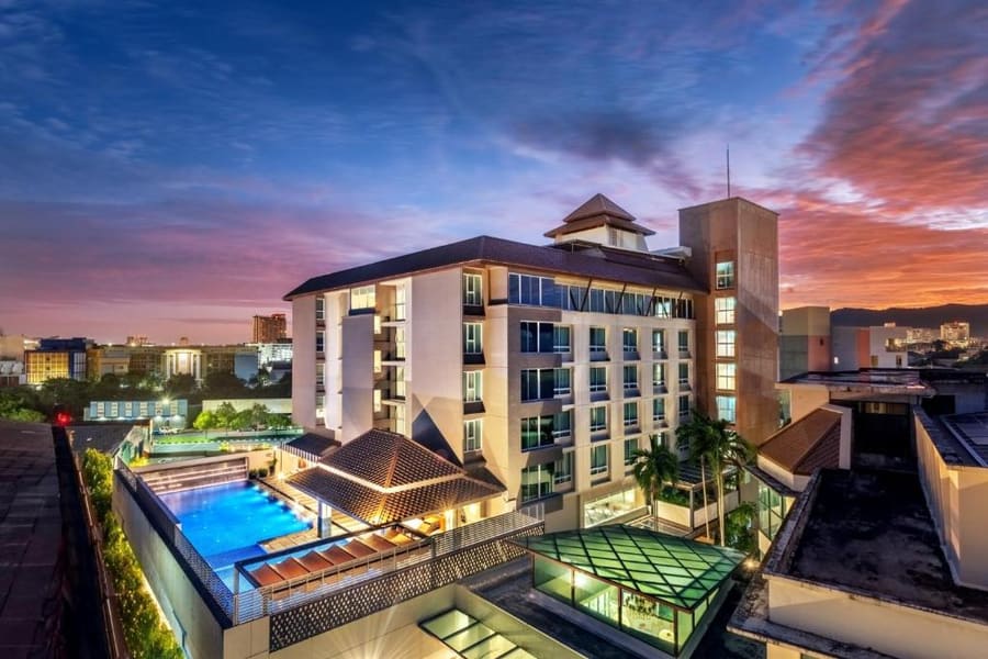 Buri Sriphu Hotel