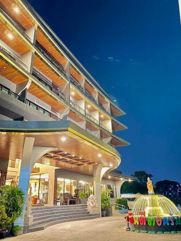 Chunlee Grand Korat