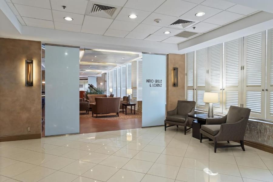 Crowne Plaza Executive Center Baton Rouge by IHG