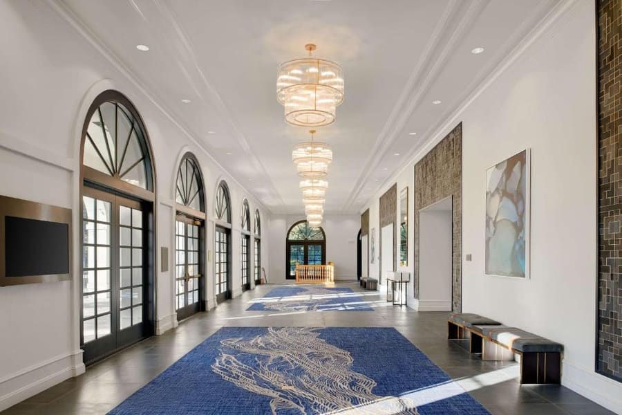 Hayes Mansion San Jose, Curio Collection by Hilton