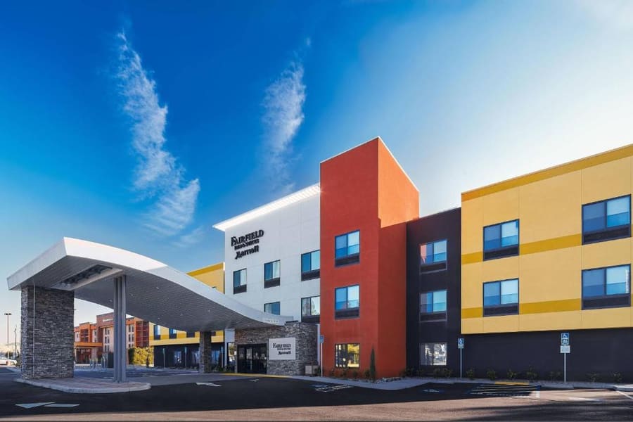 Fairfield Inn & Suites Fresno Yosemite Intl Airport Marriott