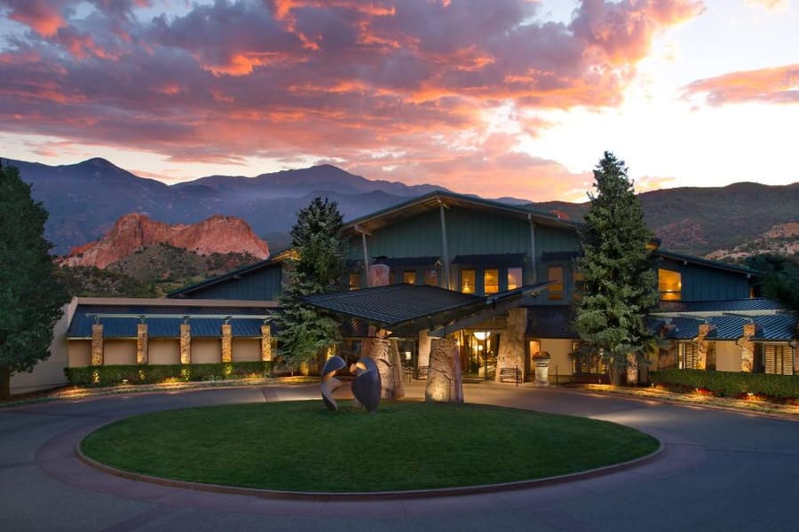 Garden of the Gods Resort & Club