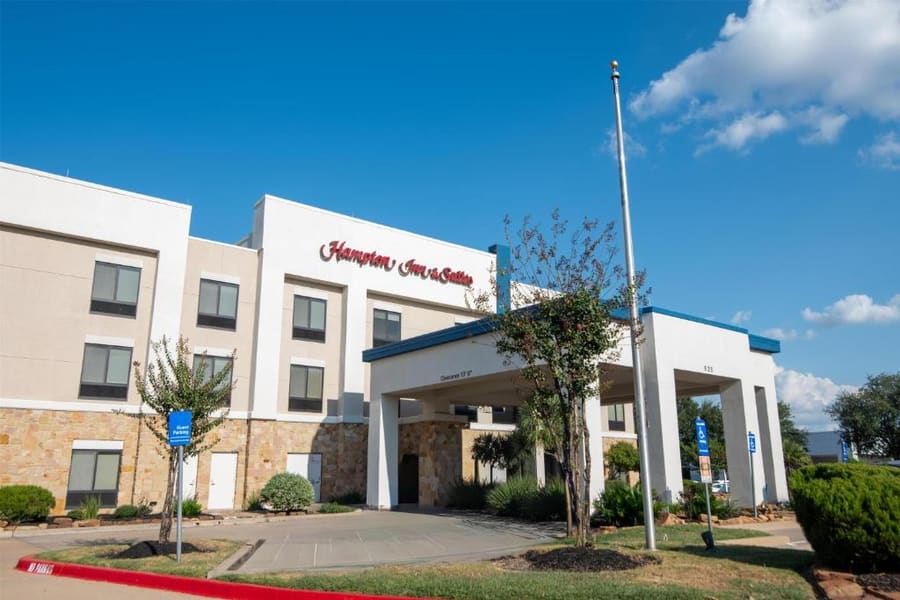 Hampton Inn & Suites College Station