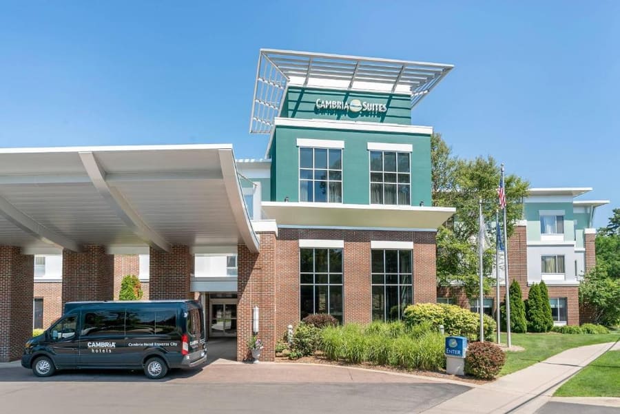 Cambria Hotel Traverse City