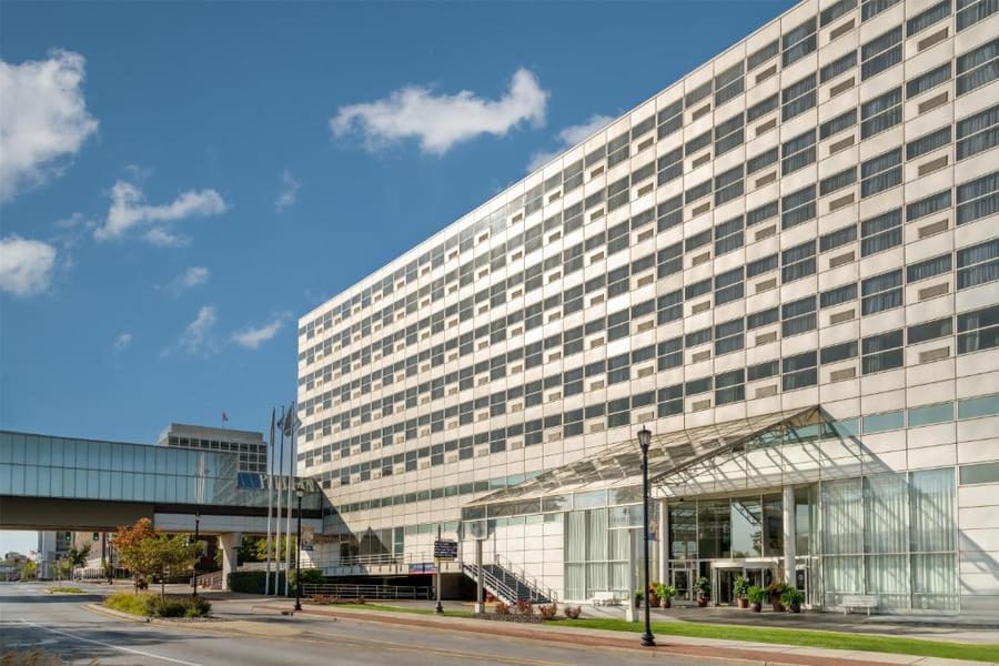 DoubleTree by Hilton Hotel South Bend