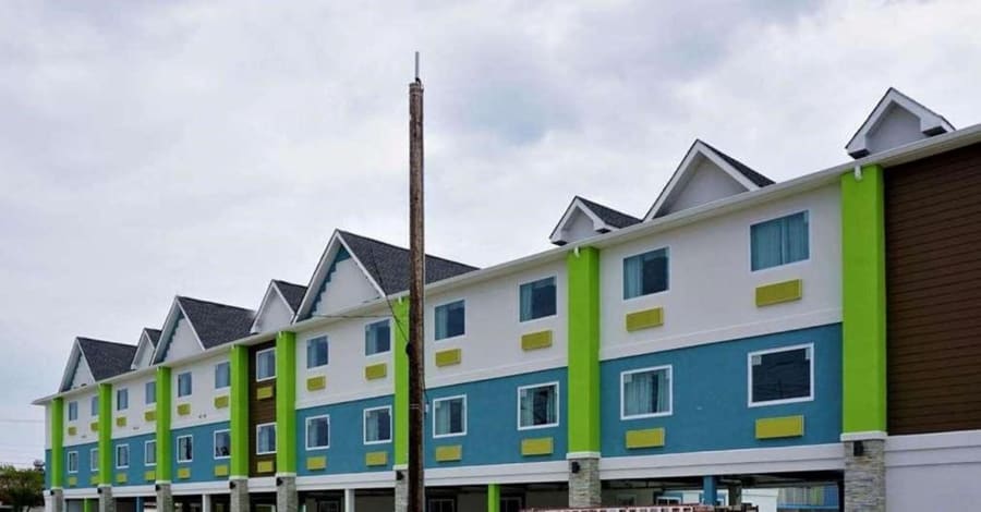 The Waves Hotel, an Ascend Collection Hotel