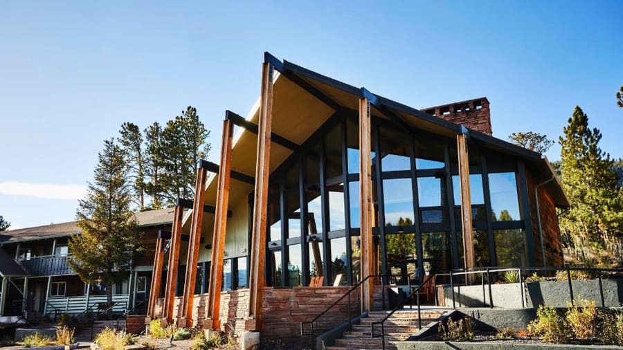 Trailhead Lodge
