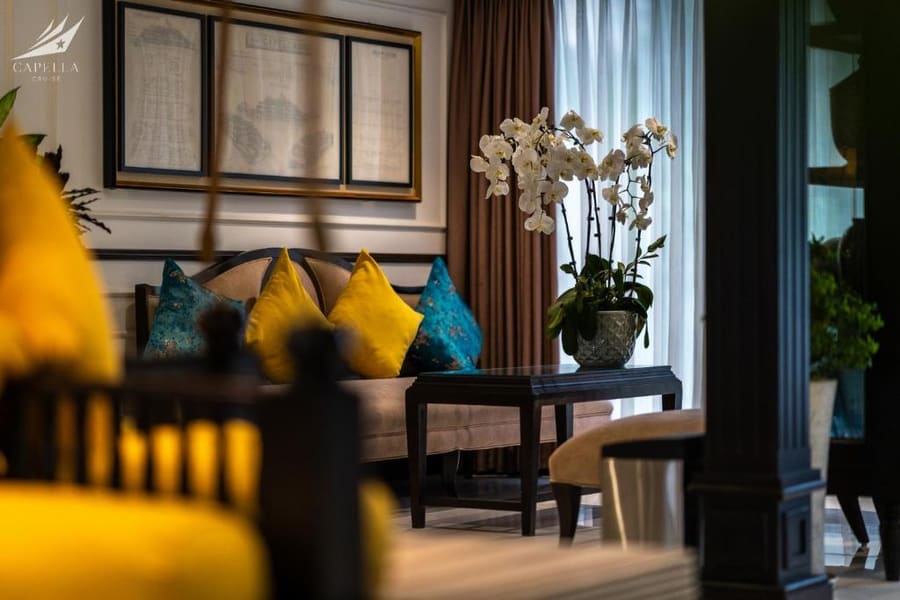 Halong CAPELLACRUISE - Member of Lyra cruise collection