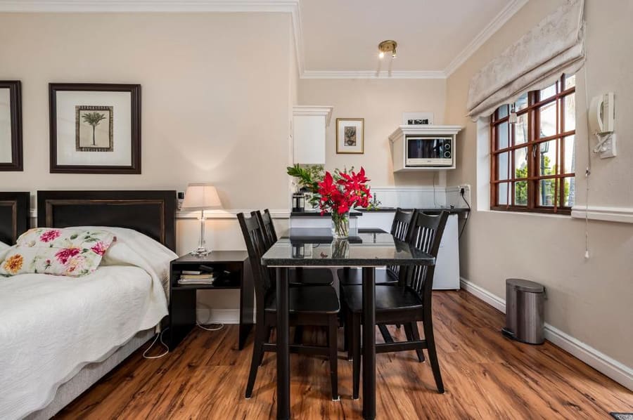 Millbury Guest House
