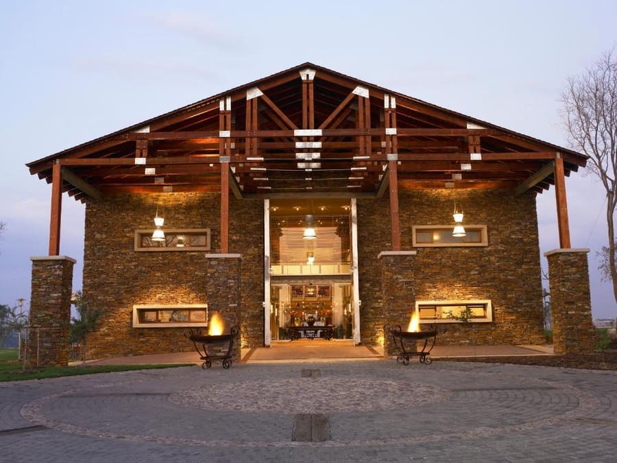 Riboville Boutique Hotel And Restaurant